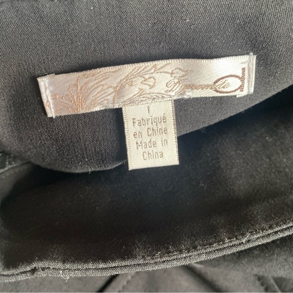 Dynamite black pencil skirt zip up woman’s size 1 with button belt-loop accents - Picture 10 of 11